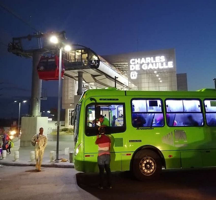 OMSA inicia movimiento de usuarios del Teleférico; autobuses utilizan sistema de cobro electrónico similar al de Metro